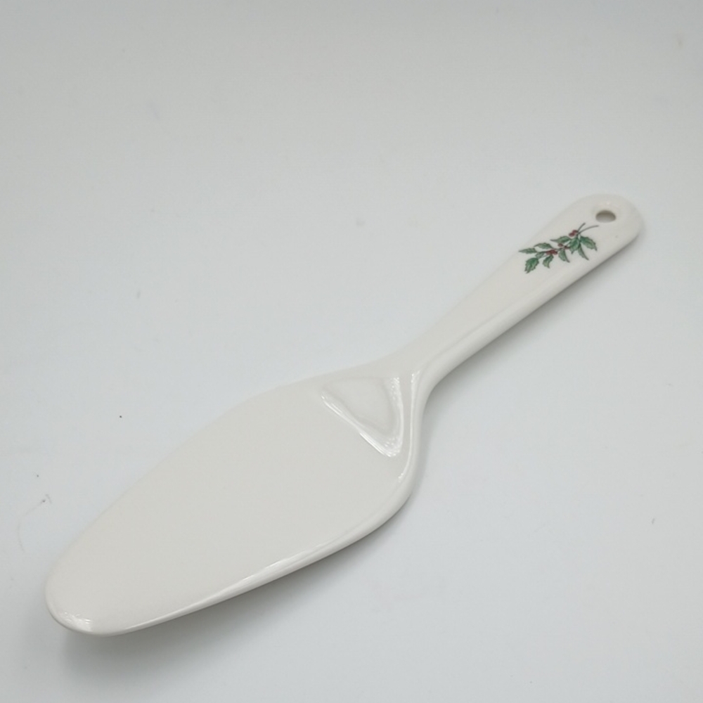 Nikki ChristmaTime Ceramic Cake Server Holiday Christmas No Chips
